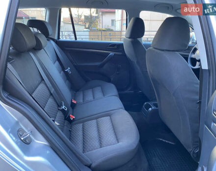 Серый Шкода Октавия, объемом двигателя 1.6 л и пробегом 225 тыс. км за 7999 $, фото 60 на Automoto.ua