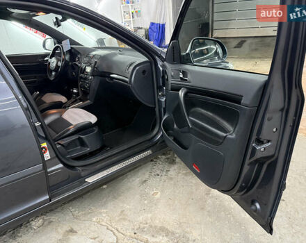 Сірий Шкода Октавія, об'ємом двигуна 2 л та пробігом 270 тис. км за 12000 $, фото 42 на Automoto.ua