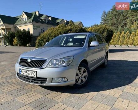Серый Шкода Октавия, объемом двигателя 1.6 л и пробегом 280 тыс. км за 8200 $, фото 1 на Automoto.ua