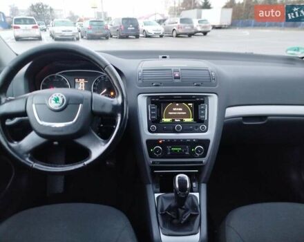 Серый Шкода Октавия, объемом двигателя 1.4 л и пробегом 206 тыс. км за 6800 $, фото 10 на Automoto.ua