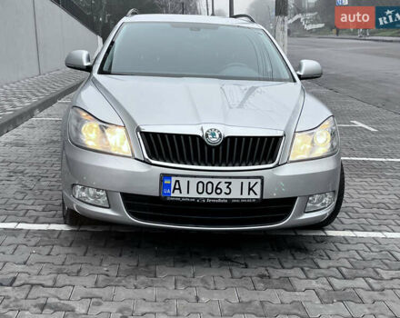 Серый Шкода Октавия, объемом двигателя 1.8 л и пробегом 217 тыс. км за 9500 $, фото 7 на Automoto.ua
