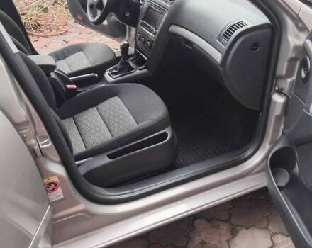 Серый Шкода Октавия, объемом двигателя 1.9 л и пробегом 280 тыс. км за 7200 $, фото 7 на Automoto.ua