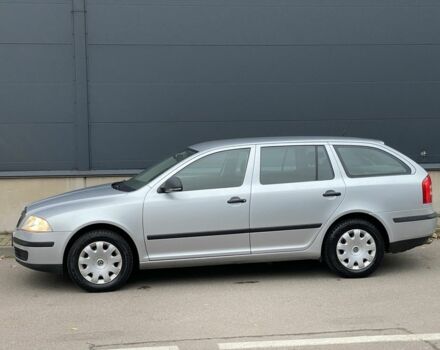 Шкода Октавия 2012 в Киеве на Automoto.ua Серый Шкода Октавия, объемом двигателя 1.6 л и пробегом 184 тыс. км за 6999 $, фото 12 на Automoto.ua