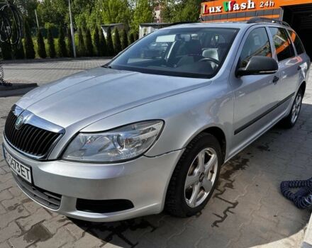 Серый Шкода Октавия, объемом двигателя 1.6 л и пробегом 268 тыс. км за 7800 $, фото 2 на Automoto.ua