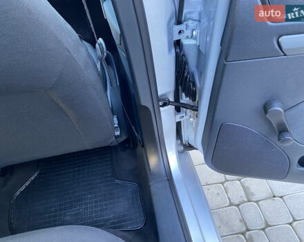 Серый Шкода Октавия, объемом двигателя 1.6 л и пробегом 225 тыс. км за 7999 $, фото 67 на Automoto.ua