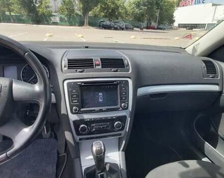Серый Шкода Октавия, объемом двигателя 1.6 л и пробегом 270 тыс. км за 9100 $, фото 21 на Automoto.ua