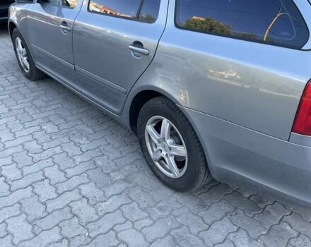 Серый Шкода Октавия, объемом двигателя 1.6 л и пробегом 307 тыс. км за 7500 $, фото 6 на Automoto.ua