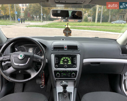 Сірий Шкода Октавія, об'ємом двигуна 2.01 л та пробігом 260 тис. км за 10300 $, фото 30 на Automoto.ua