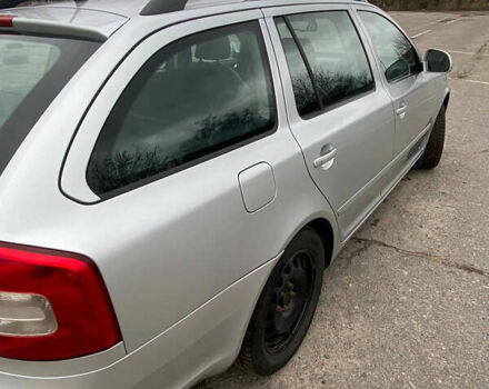 Серый Шкода Октавия, объемом двигателя 1.6 л и пробегом 190 тыс. км за 8850 $, фото 2 на Automoto.ua