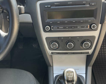 Серый Шкода Октавия, объемом двигателя 1.6 л и пробегом 290 тыс. км за 8900 $, фото 9 на Automoto.ua