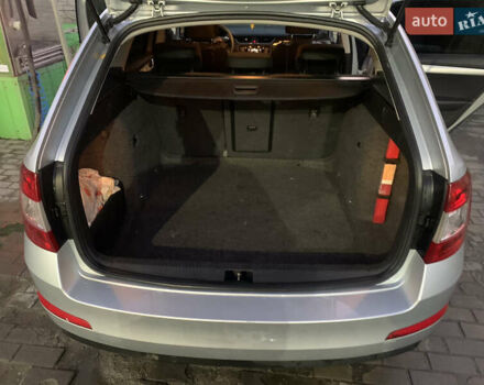 Сірий Шкода Октавія, об'ємом двигуна 1.6 л та пробігом 253 тис. км за 11000 $, фото 16 на Automoto.ua