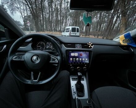 Сірий Шкода Октавія, об'ємом двигуна 1.6 л та пробігом 315 тис. км за 10900 $, фото 5 на Automoto.ua