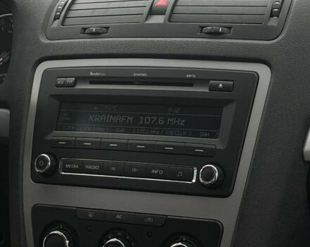 Серый Шкода Октавия, объемом двигателя 1.6 л и пробегом 217 тыс. км за 7650 $, фото 36 на Automoto.ua