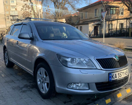 Серый Шкода Октавия, объемом двигателя 1.6 л и пробегом 275 тыс. км за 10000 $, фото 2 на Automoto.ua