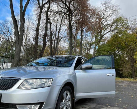 Шкода Октавия 2013 в Тернополе на Automoto.ua Серый Шкода Октавия, объемом двигателя 1.6 л и пробегом 298 тыс. км за 9150 $, фото 1 на Automoto.ua