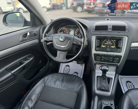 Серый Шкода Октавия, объемом двигателя 2 л и пробегом 250 тыс. км за 10750 $, фото 25 на Automoto.ua