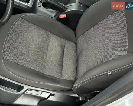 Серый Шкода Октавия, объемом двигателя 2 л и пробегом 218 тыс. км за 9999 $, фото 25 на Automoto.ua