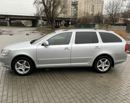 Серый Шкода Октавия, объемом двигателя 2 л и пробегом 242 тыс. км за 9500 $, фото 1 на Automoto.ua