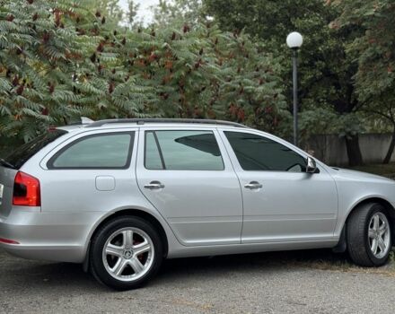 Серый Шкода Октавия, объемом двигателя 2 л и пробегом 200 тыс. км за 10200 $, фото 5 на Automoto.ua