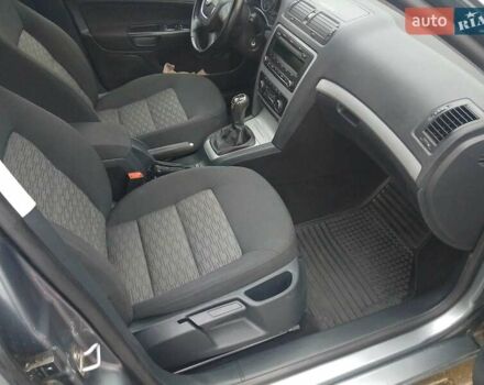 Сірий Шкода Октавія, об'ємом двигуна 1.8 л та пробігом 226 тис. км за 8600 $, фото 23 на Automoto.ua