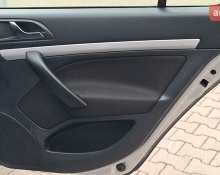 Сірий Шкода Октавія, об'ємом двигуна 2 л та пробігом 262 тис. км за 8950 $, фото 22 на Automoto.ua