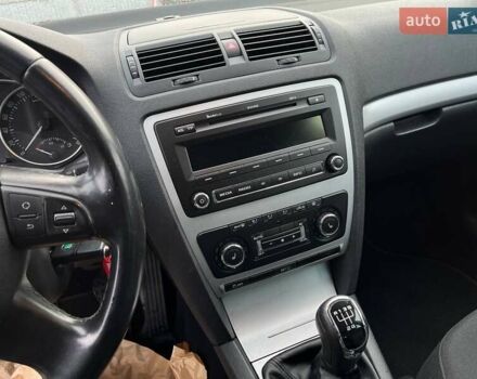 Серый Шкода Октавия, объемом двигателя 1.6 л и пробегом 206 тыс. км за 9999 $, фото 17 на Automoto.ua