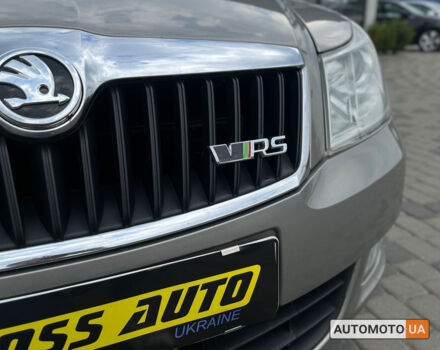 Серый Шкода Октавия, объемом двигателя 2 л и пробегом 225 тыс. км за 10000 $, фото 9 на Automoto.ua