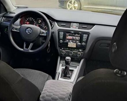 Серый Шкода Октавия, объемом двигателя 1.6 л и пробегом 407 тыс. км за 8800 $, фото 14 на Automoto.ua