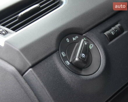 Сірий Шкода Октавія, об'ємом двигуна 2 л та пробігом 255 тис. км за 12250 $, фото 36 на Automoto.ua