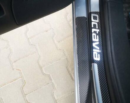 Серый Шкода Октавия, объемом двигателя 2 л и пробегом 304 тыс. км за 9500 $, фото 8 на Automoto.ua