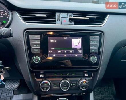 Серый Шкода Октавия, объемом двигателя 1.6 л и пробегом 240 тыс. км за 10990 $, фото 25 на Automoto.ua