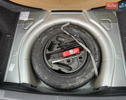 Серый Шкода Октавия, объемом двигателя 1.6 л и пробегом 206 тыс. км за 9450 $, фото 66 на Automoto.ua