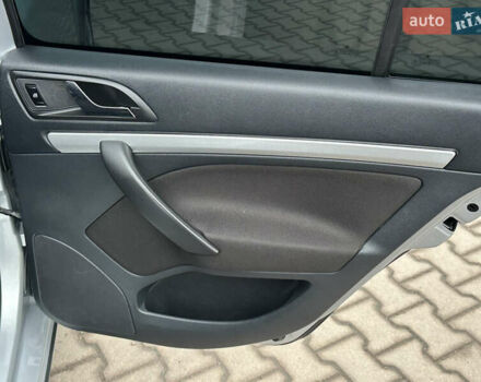 Серый Шкода Октавия, объемом двигателя 2 л и пробегом 218 тыс. км за 9999 $, фото 37 на Automoto.ua