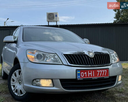 Сірий Шкода Октавія, об'ємом двигуна 1.6 л та пробігом 216 тис. км за 7850 $, фото 6 на Automoto.ua