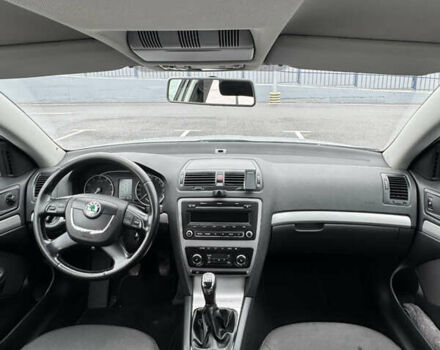 Сірий Шкода Октавія, об'ємом двигуна 1.8 л та пробігом 340 тис. км за 6900 $, фото 17 на Automoto.ua