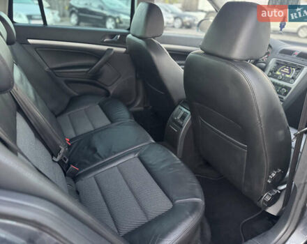 Серый Шкода Октавия, объемом двигателя 2 л и пробегом 250 тыс. км за 10750 $, фото 34 на Automoto.ua