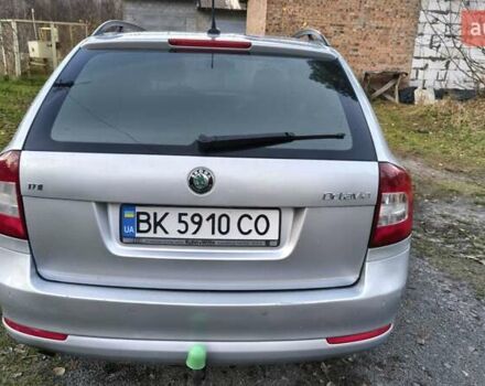 Сірий Шкода Октавія, об'ємом двигуна 1.6 л та пробігом 247 тис. км за 9300 $, фото 4 на Automoto.ua