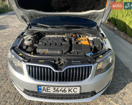 Сірий Шкода Октавія, об'ємом двигуна 1.6 л та пробігом 253 тис. км за 11000 $, фото 10 на Automoto.ua