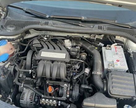 Серый Шкода Октавия, объемом двигателя 1.6 л и пробегом 203 тыс. км за 9500 $, фото 7 на Automoto.ua