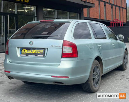 Серый Шкода Октавия, объемом двигателя 1.6 л и пробегом 201 тыс. км за 8600 $, фото 5 на Automoto.ua