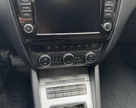 Сірий Шкода Октавія, об'ємом двигуна 1.97 л та пробігом 318 тис. км за 10500 $, фото 10 на Automoto.ua