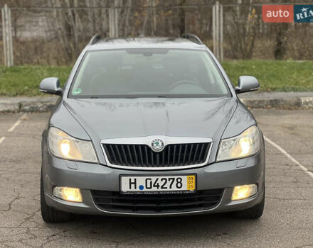 Серый Шкода Октавия, объемом двигателя 1.99 л и пробегом 215 тыс. км за 10495 $, фото 2 на Automoto.ua