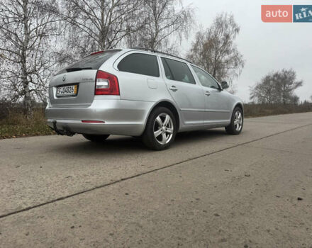 Серый Шкода Октавия, объемом двигателя 1.6 л и пробегом 182 тыс. км за 9900 $, фото 3 на Automoto.ua