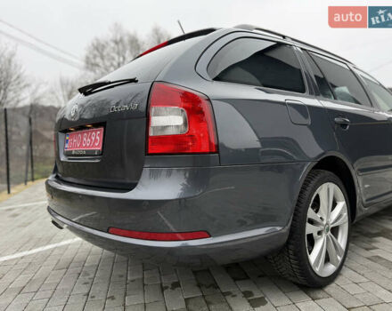 Сірий Шкода Октавія, об'ємом двигуна 2 л та пробігом 270 тис. км за 12000 $, фото 6 на Automoto.ua