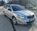 Сірий Шкода Октавія, об'ємом двигуна 1.6 л та пробігом 400 тис. км за 7700 $, фото 1 на Automoto.ua