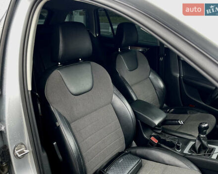 Серый Шкода Октавия, объемом двигателя 1.6 л и пробегом 230 тыс. км за 11200 $, фото 10 на Automoto.ua