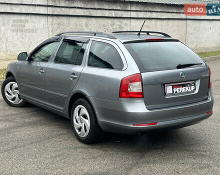 Серый Шкода Октавия, объемом двигателя 1.6 л и пробегом 207 тыс. км за 9500 $, фото 3 на Automoto.ua