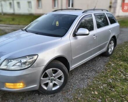 Сірий Шкода Октавія, об'ємом двигуна 1.6 л та пробігом 247 тис. км за 9300 $, фото 1 на Automoto.ua