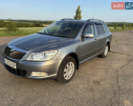 Серый Шкода Октавия, объемом двигателя 1.6 л и пробегом 181 тыс. км за 9950 $, фото 1 на Automoto.ua