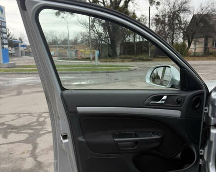 Серый Шкода Октавия, объемом двигателя 1.6 л и пробегом 217 тыс. км за 7650 $, фото 23 на Automoto.ua